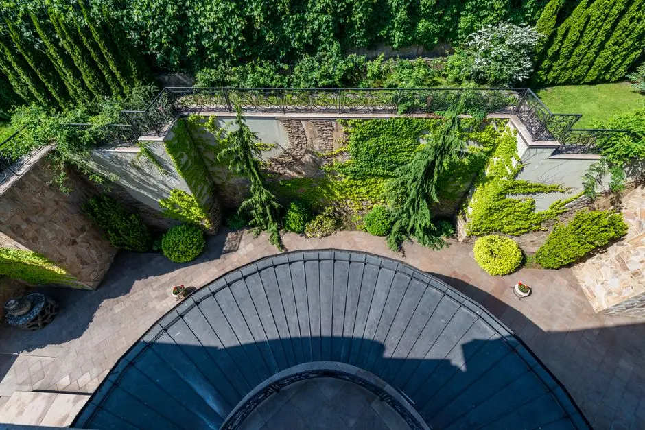 Garden at GODREJ ONE, Bandra Kurla Complex (BKC), Mumbai